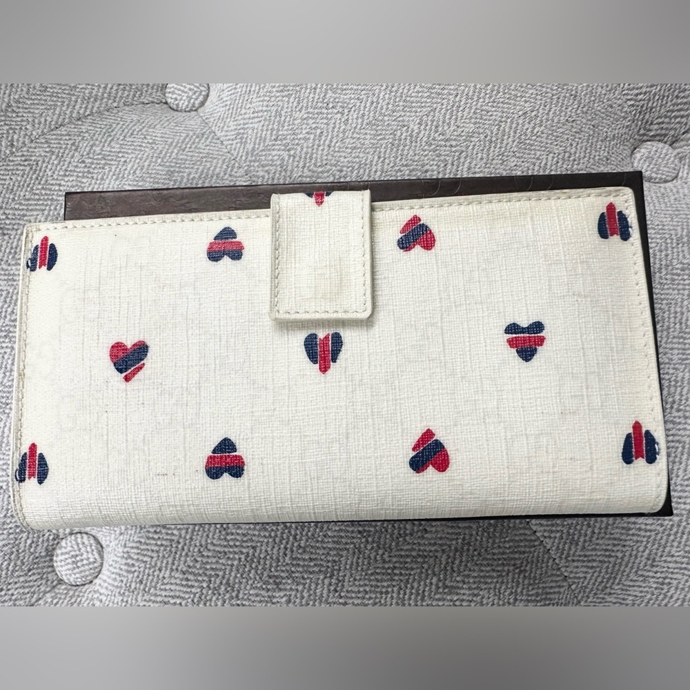 Gucci Interlocking GG Logo Leather Hearts Canvas Long Wallet w/ Box – Limited Ed - Picture 3 of 16
